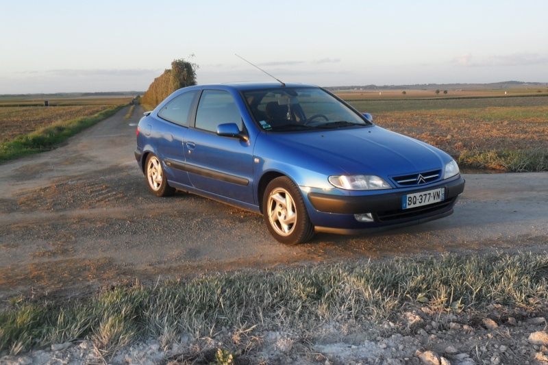 la xsara VTS 2l 16s de florent ;) Sam_3412