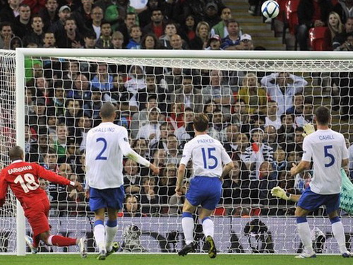HLV Redknapp dự đoán tuyển Anh vô địch Euro 2012 94e67311