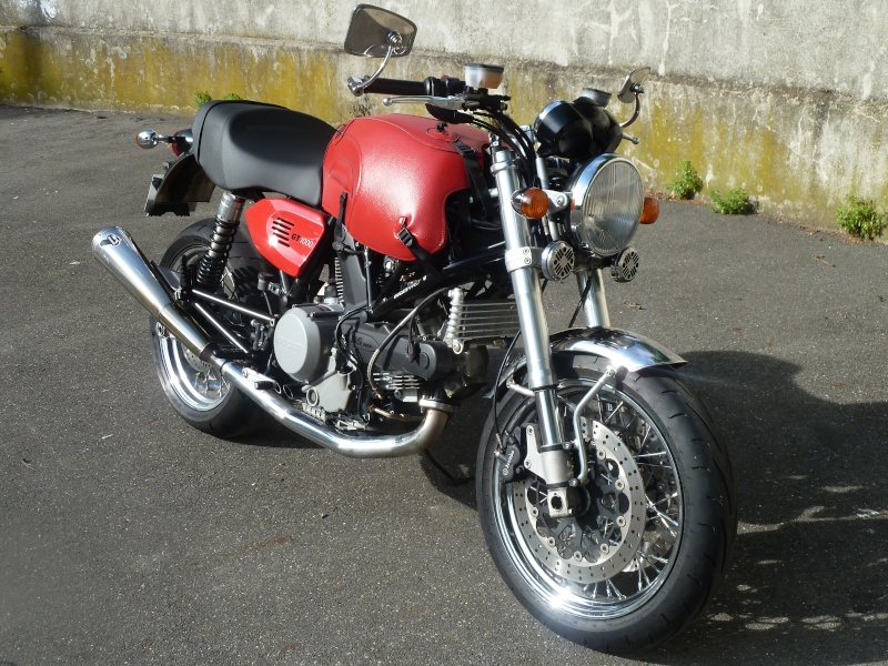 Ducati 1000 GT Image210