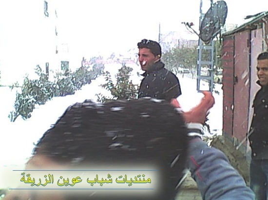 صور الثلوج في قرية عوين الزريقة  2012-036