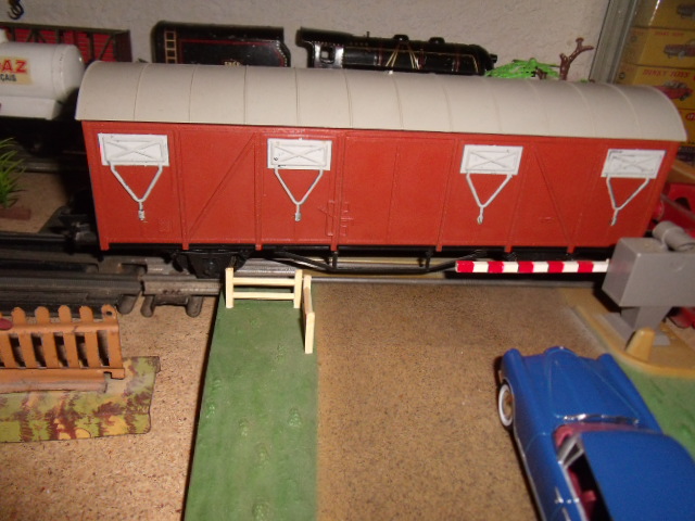 Les wagons de marchandises à l'échelle zéro Dscf4351