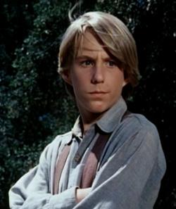 anderson - David's Little House Star Profiles and Trivia - Page 16 Michae27