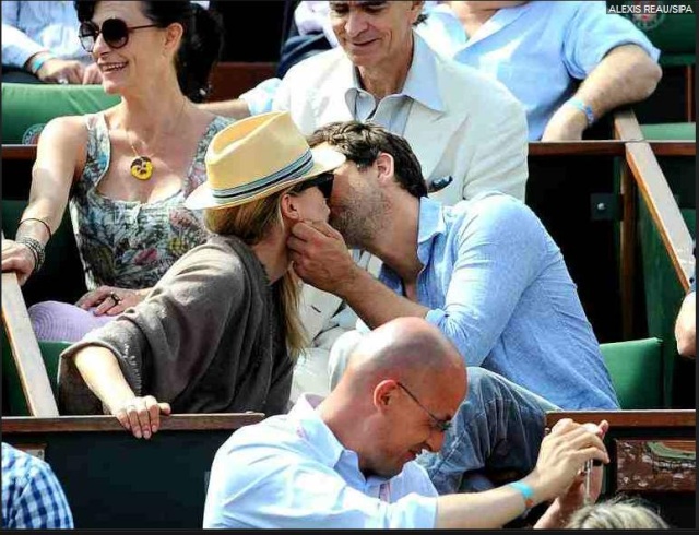 Joshua Jackson (y Diane Kruger) en el torneo de tenis Roland Garros 213