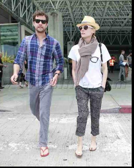 Joshua Jackson y Diane Kruger de vuelta en USA (Junio 2012) 812