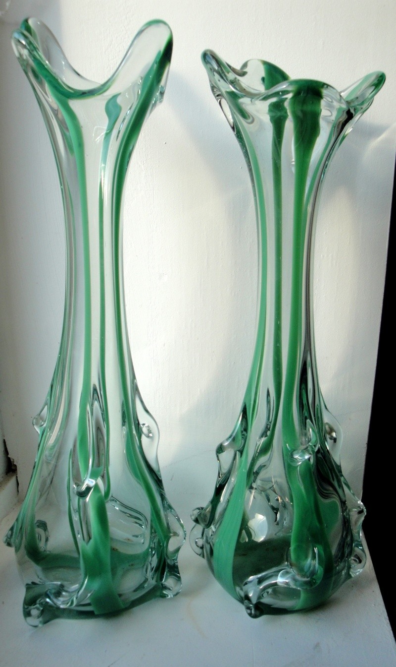 2 vases en verre Soliflore  00410