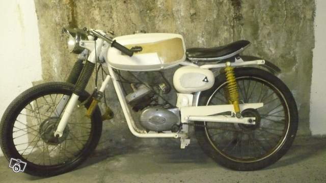 Restauration Malaguti Sportivo Café Racer !!!!!!!! 40364410