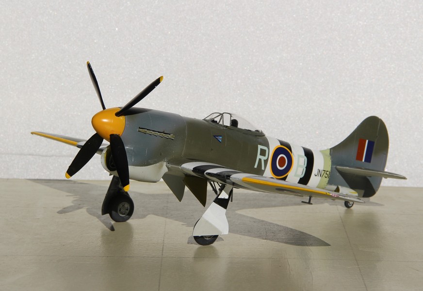 HAWKER TEMPEST V Hawker12