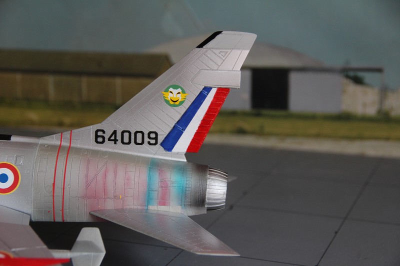 [TRUMPETER] NORTH AMERICAN F-100F SUPER SABRE 1/32 North181