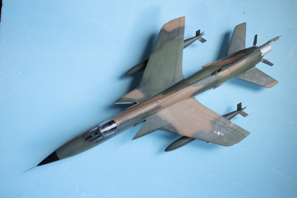 [Trumpeter] Republic F-105D Thunderchief  "Hanoï Special" 1/32 Republ72