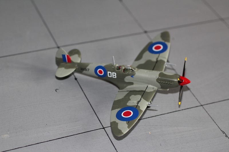 [KP] 1/72 - SUPERMARINE SPITFIRE Mk.IXe Super185