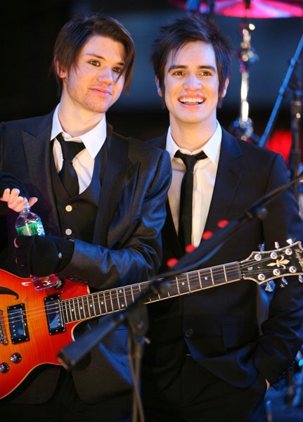 Ryan Ross and Brendon Urie Tumblr56