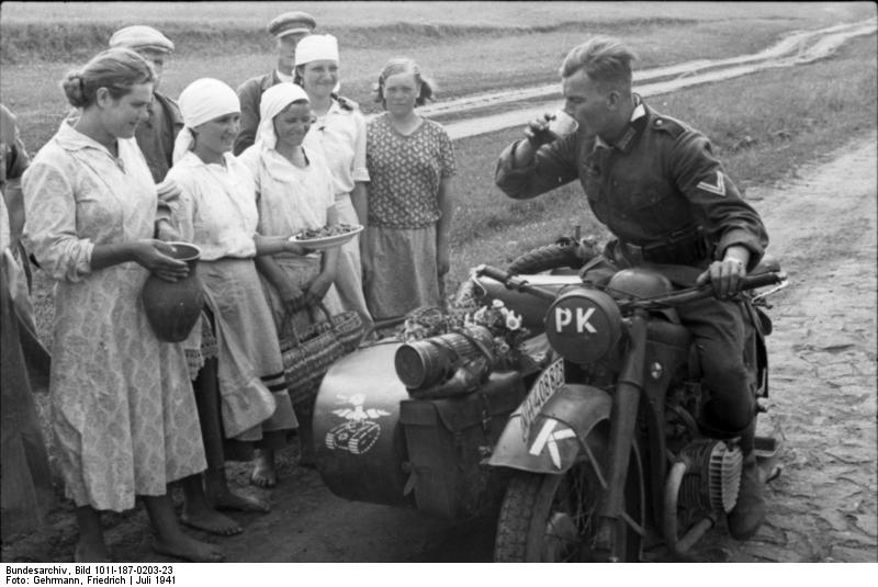 Les motos de l'armée allemande ! Bundes10