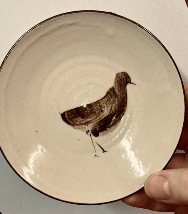 Mystery pin dish with bird  04b32210