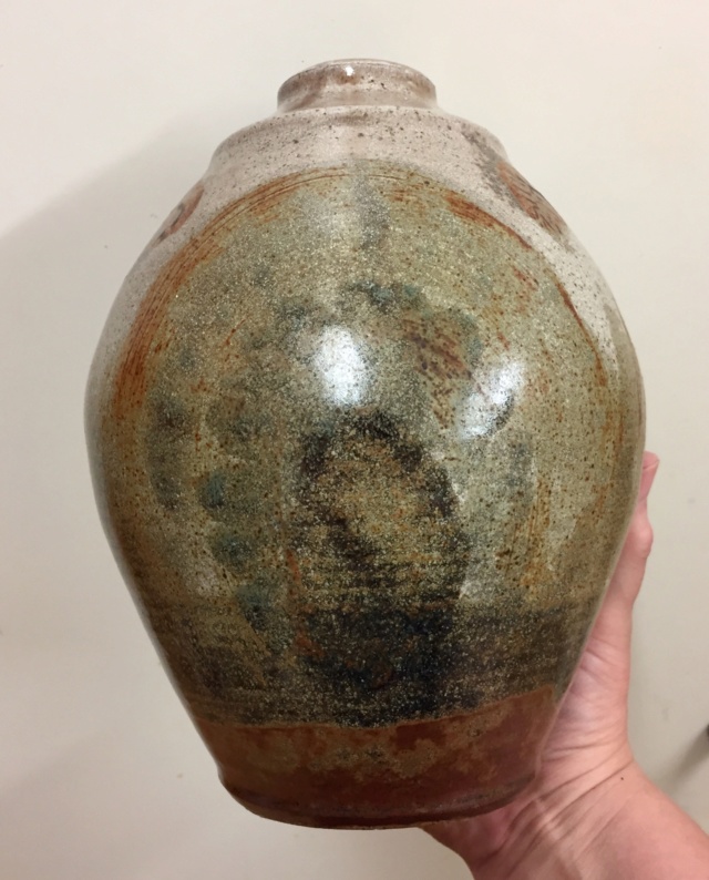 Vase with GHS mark  234d3c10
