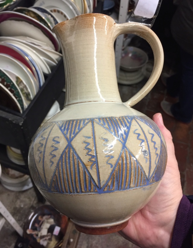 Mystery jug - horse mark?  2c583110