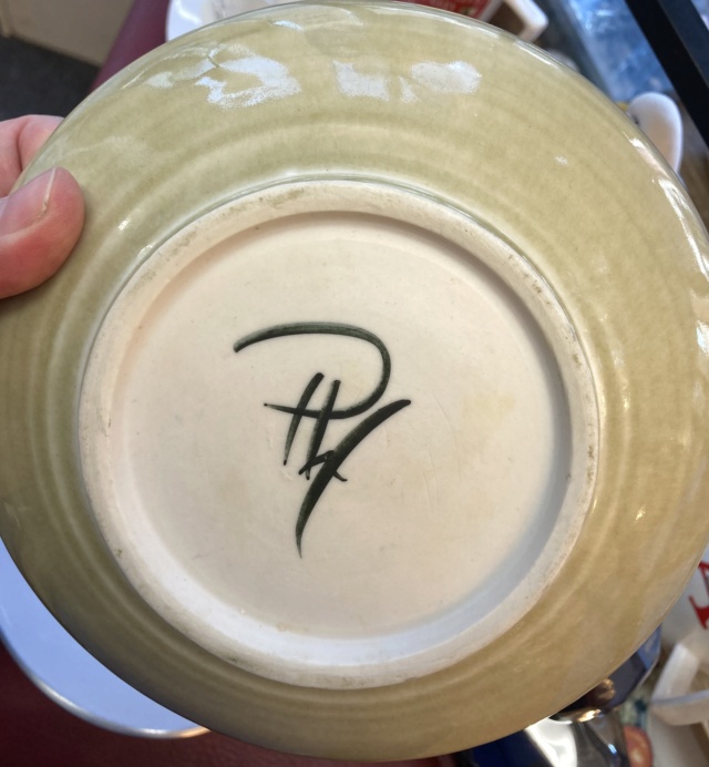 PW mark on carved yellow plate  46179910