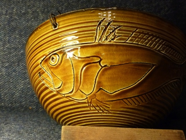Slipware, sgraffito fish Samye Ling, Eskdalemuir Langholm Dumfries Scotland 8ceb5510
