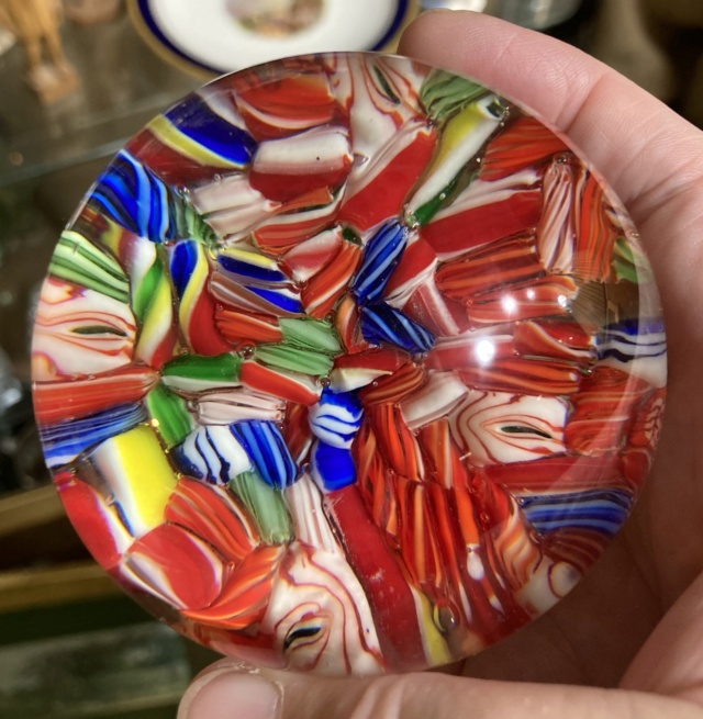 Vintage to recent 20thC Chinese glass paperweights  Bf2e6210