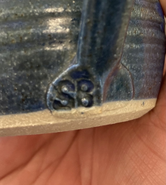 Little blue jug, mystery SB mark D4a80310