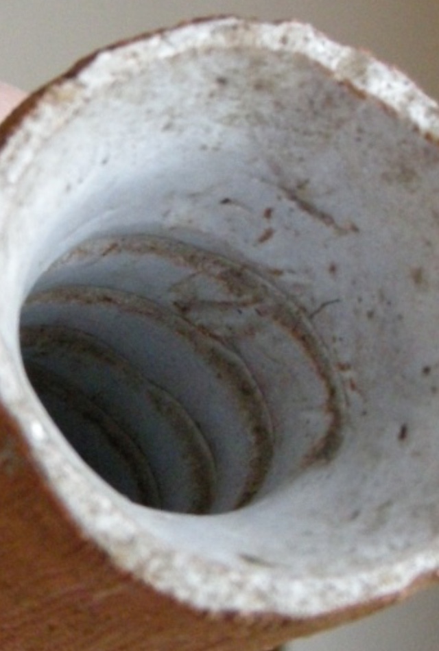 Wallwork vase? - probably Sonia Sjoholm, Porthleven Pottery Ea8d1110