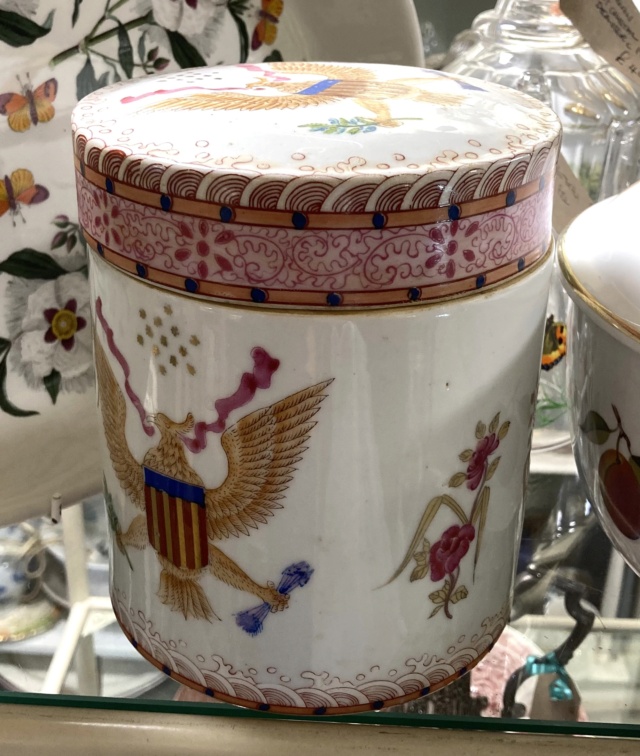Chinese export porcelain or repro? USA Great Seal with eagle and shield   Img_2434