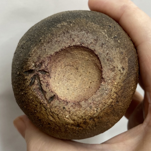 Stoneware pebble, disc, pots with inscribed flower mark Img_2972