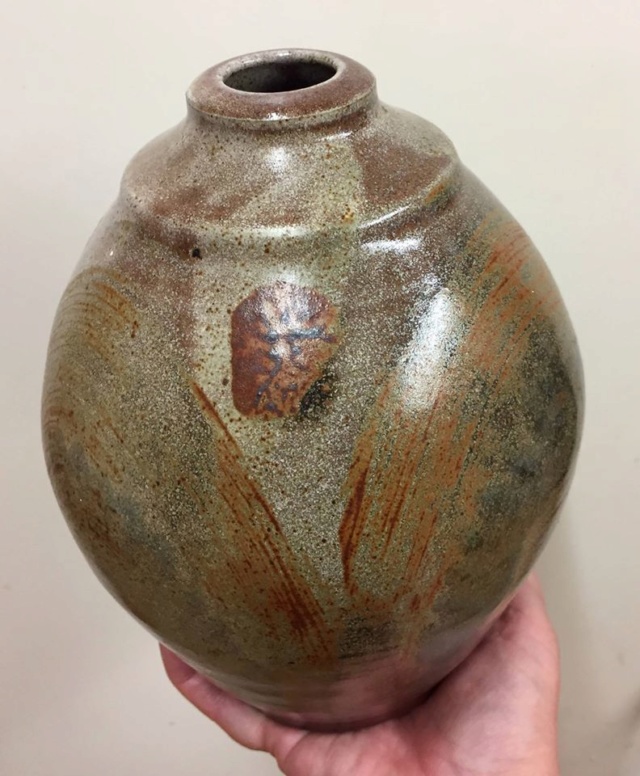 Vase with mystery GSH mark  Myster16