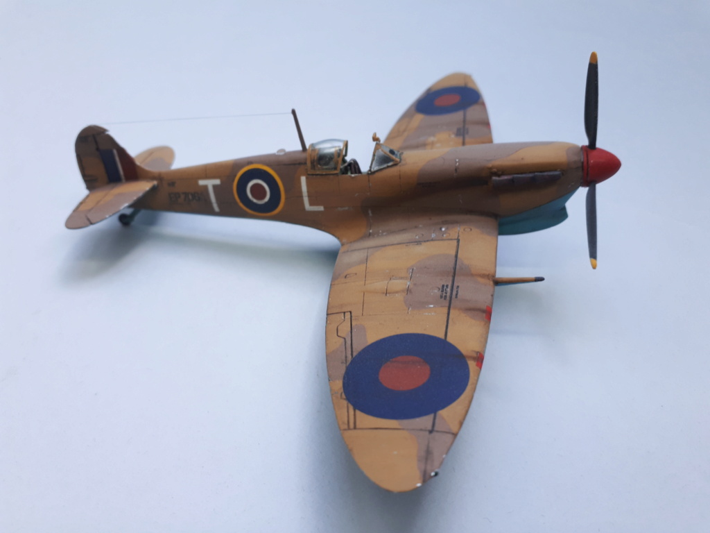 [ITALERI] Spitfire Mk Vb trop 249° Squadron Malte 1942 20210560