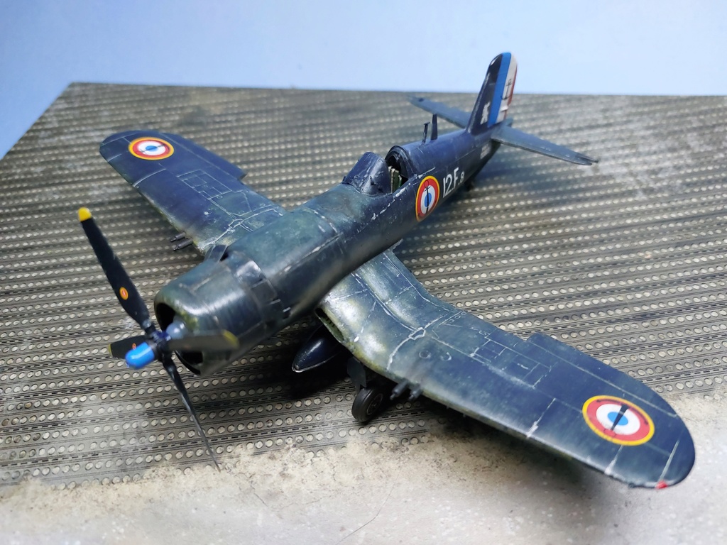 corsair - [Italeri / Eduard] 1/72 - Duo de la Royale entre Indochine et Algérie: Chance-Vought F4U-7 Corsair /Grumman F6F-5 Hellcat  - Page 4 20240854