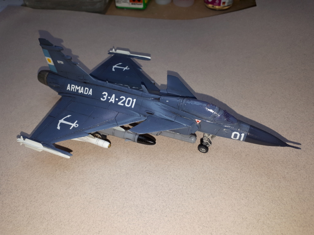 [REVELL] SAAB GRIPEN (prototype) - Page 2 Gripen22