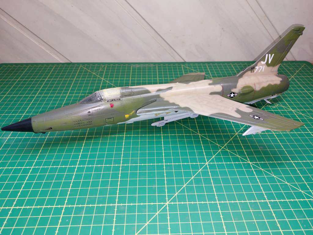 [REVELL (MONOGRAM)] 1/48 - Republic F-105D Thunderchief  - Page 5 Image187