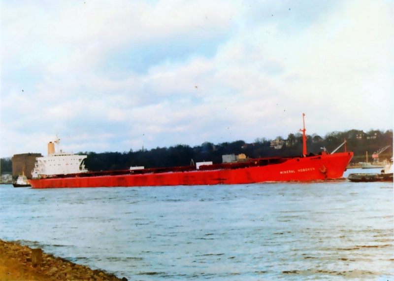 Photos des Navires sur lequel j'ai naviguer 01-74310