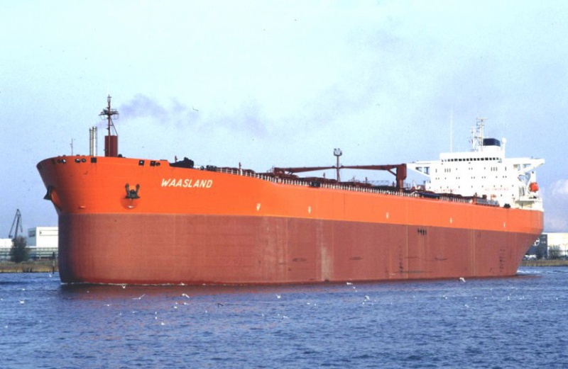 Photos des Navires sur lequel j'ai naviguer 26-84010