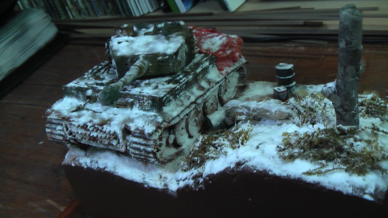 évolution d'un diorama "char tigre sous la neige" Imga0157
