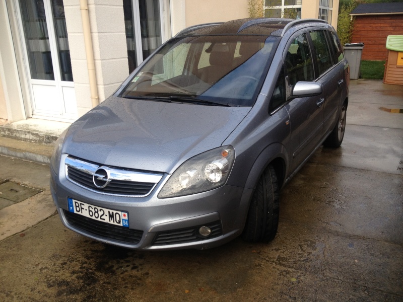 je vous présente mon zafira B 150ch cosmo pack Zaf311