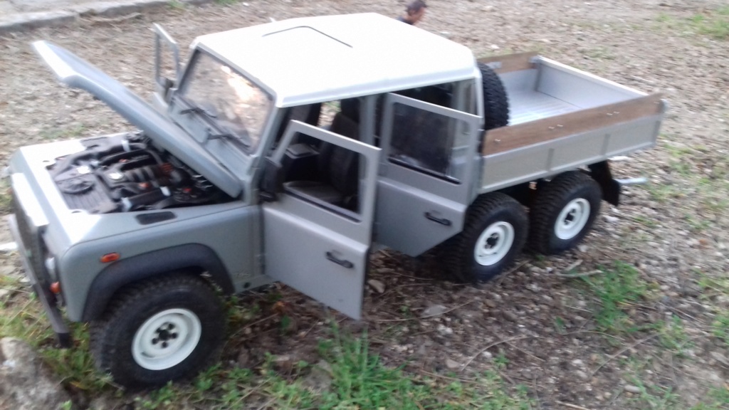 Land Rover Defender 130 - 6x6 truck Bed spécial véhicule 20190647