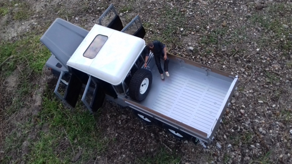 Land Rover Defender 130 - 6x6 truck Bed spécial véhicule 20190648