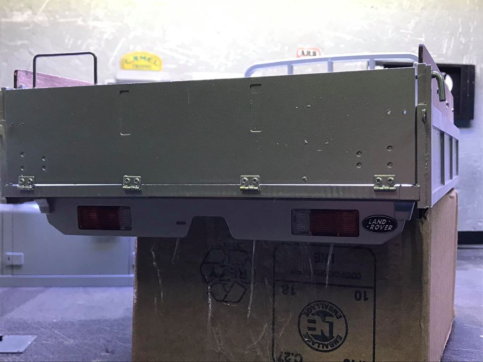 Land Rover Defender 130 - 6x6 truck Bed spécial véhicule 49237410