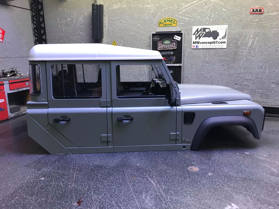 Land Rover Defender 130 - 6x6 truck Bed spécial véhicule  49696210