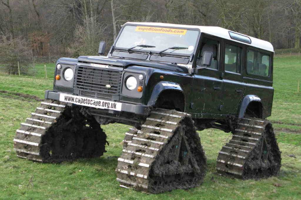 Land Rover Defender 110 SW - Spécial Véhicles Chenilles 6-insa10