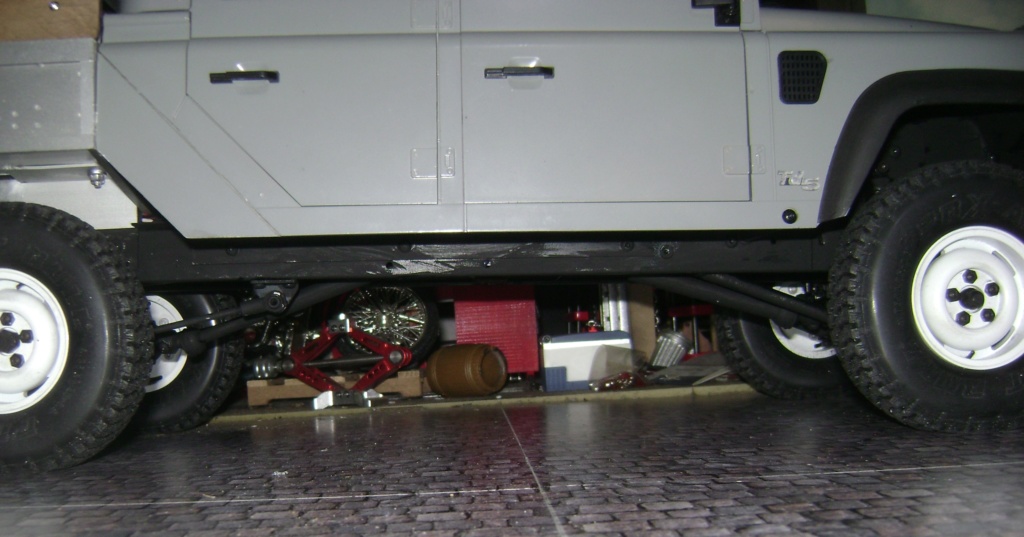 Land Rover Defender 130 - 6x6 truck Bed spécial véhicule Dsc00875
