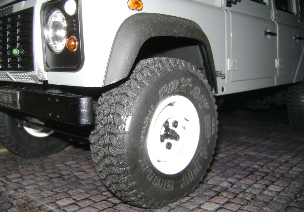 Land Rover Defender 130 - 6x6 truck Bed spécial véhicule Dsc00880