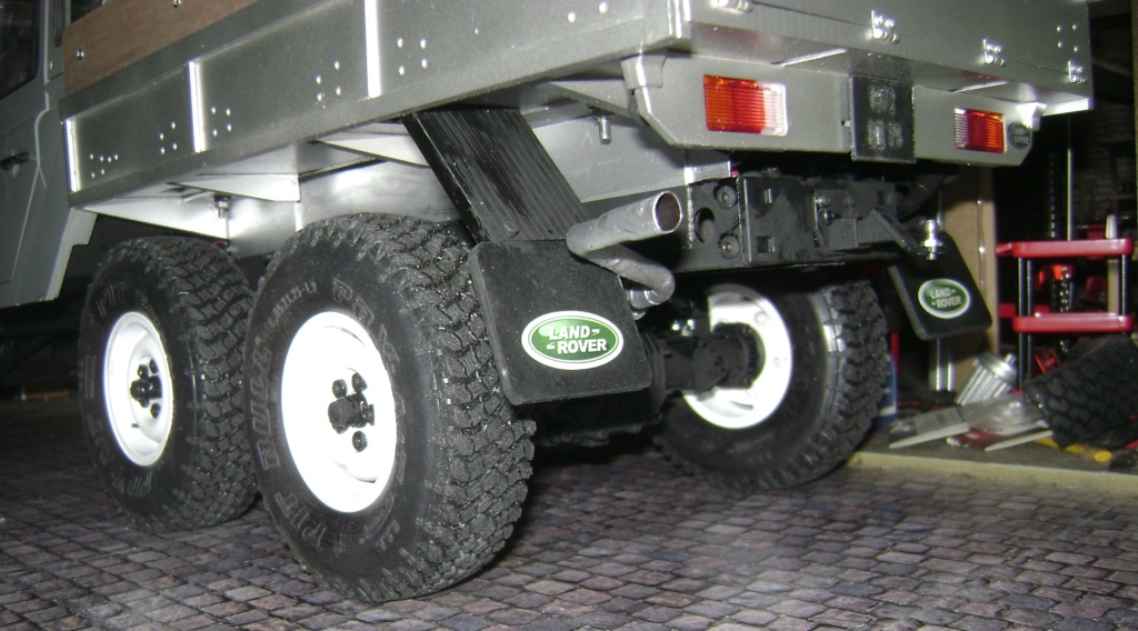 Land Rover Defender 130 - 6x6 truck Bed spécial véhicule Dsc00882