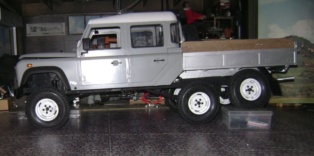 Land Rover Defender 130 - 6x6 truck Bed spécial véhicule Dsc00887