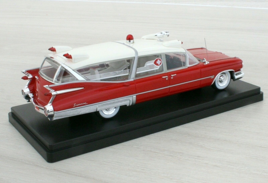 1959 Cadillac ambulance (TERMINER) S-l16025