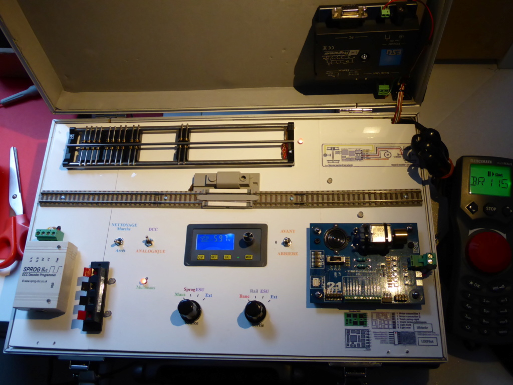 Dan57: Une valise de programmation et de test de loco P1030520