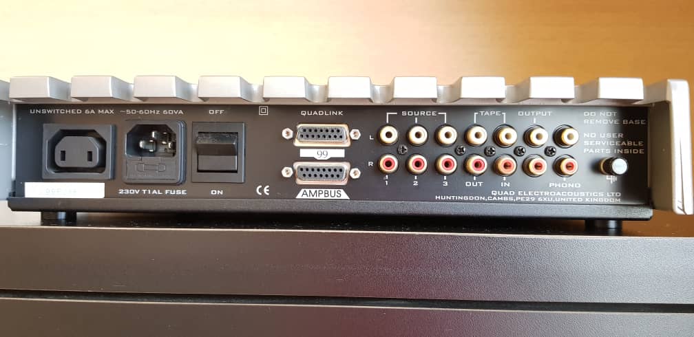 QUAD 99 CDP / 99 Pre / 909 Power Amplifier Preamp10