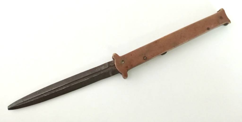 Identification vieux couteau (personnel)  Img_2411