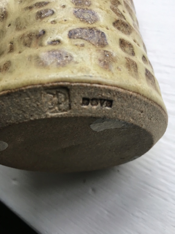 Dove Pottery jug identification marked F4f22c10