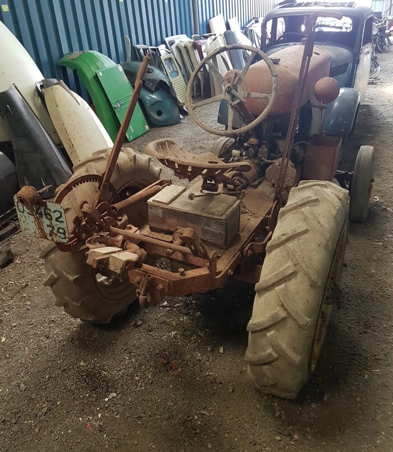 LAIDET à JUSTECORS tracteur artisanal sur base Citroën B12 00004087